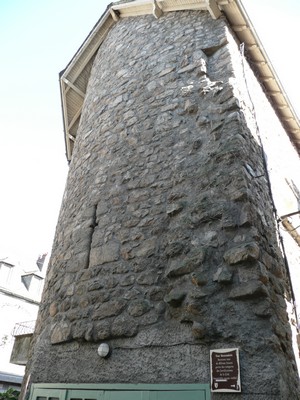 Entraygues fortification.jpg